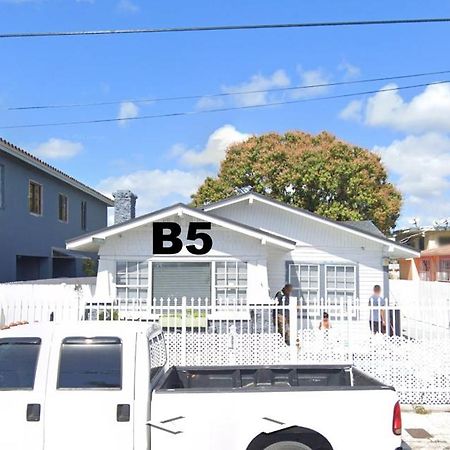 B5 Best Value On Private Bedroom With Private Bathroom In Little Havana, Miami Kültér fotó