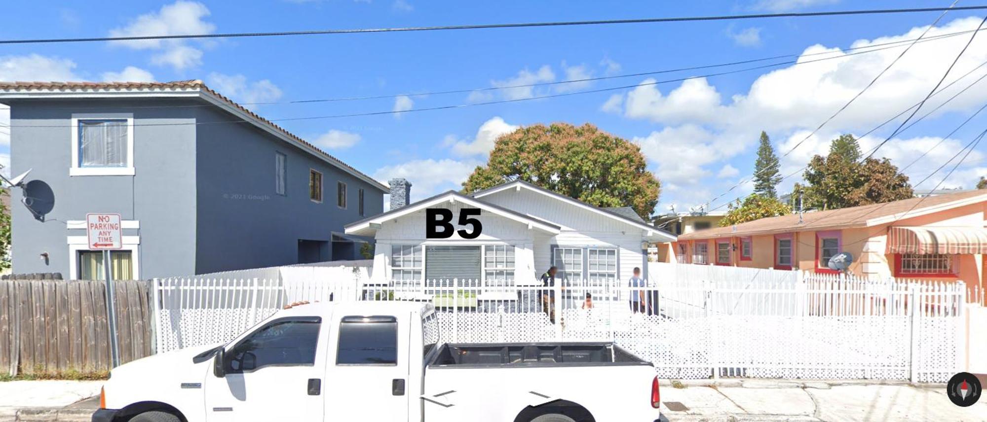 B5 Best Value On Private Bedroom With Private Bathroom In Little Havana, Miami Kültér fotó
